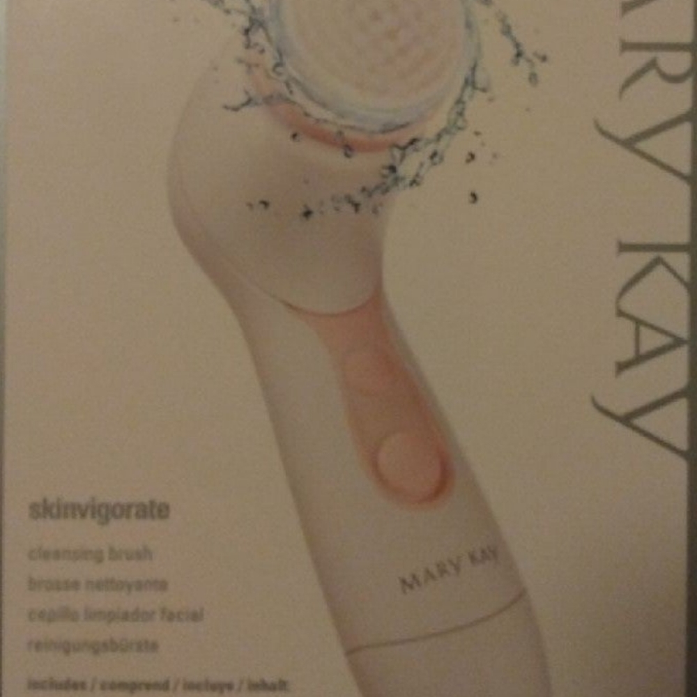 Skinvigorate Cleansing Brush